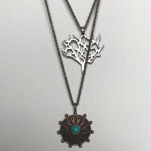 Lucky Brand Layered Necklace - Picture 2 of 7